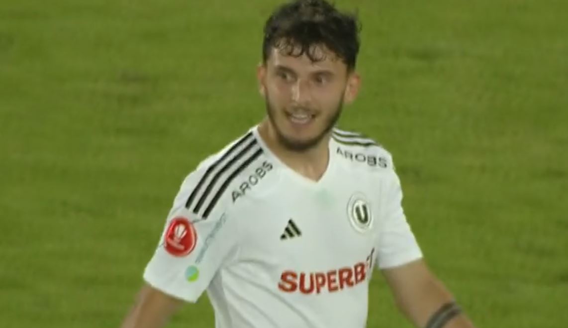 Ianis Stoica a spart gheața în U Cluj Ianis Stoica a spart gheața în U Cluj