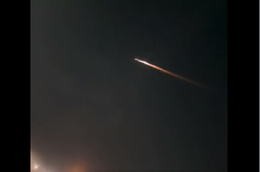 Isterie în Australia, după ce o minge de foc a iluminat cerul oraşului Melbourne Isterie în Australia, după ce o minge de foc a iluminat cerul oraşului Melbourne