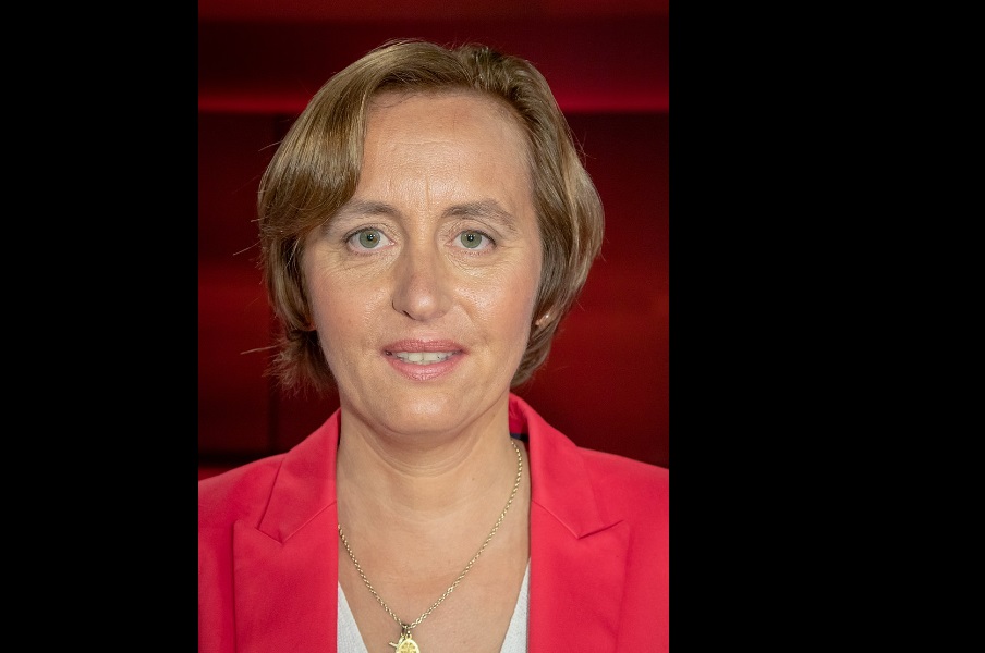 Caz ȘOCANT în Germania. O politiciană de extremă dreapta a fost atacată cu fecale în timpul unui eveniment