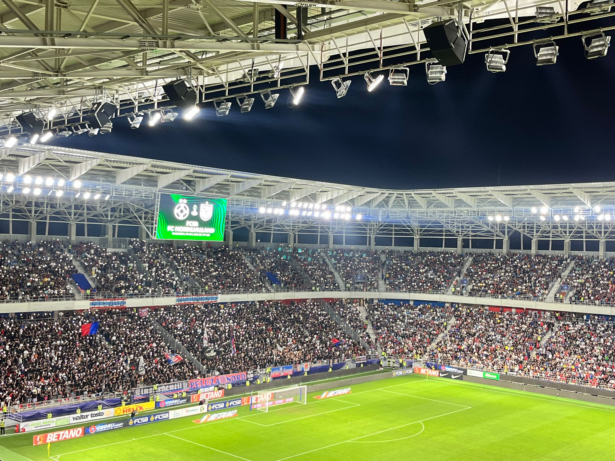 Fanii FCSB, mesaj pentru Steaua pe stadionul din Ghencea Fanii FCSB, mesaj pentru Steaua pe stadionul din Ghencea