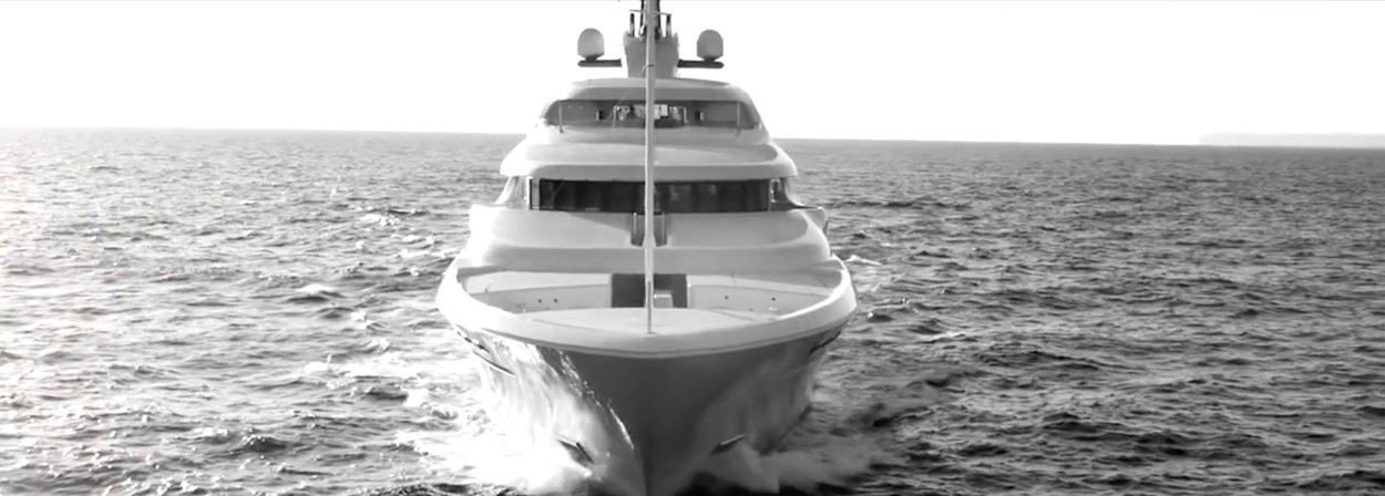 Vladimir Putin a ordonat transferul iahtului său chiar înainte de invadarea Ucrainei. Unde se află acum bijuteria lui Putin? Vladimir Putin a ordonat transferul iahtului său chiar înainte de invadarea Ucrainei. Unde se află acum bijuteria lui Putin?