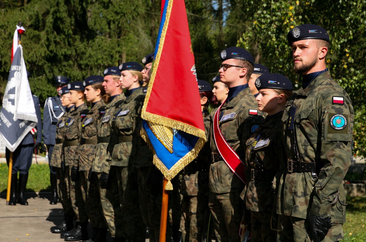 Polonia vrea să își facă cea mai puternică ARMATĂ din Europa Polonia vrea să își facă cea mai puternică ARMATĂ din Europa