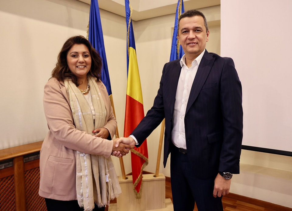Sorin Grindeanu a discutat cu o delegație din Marea Britanie despre proiectele Rail2Sea și Via Carpatia, parte ale Inițiativei celor 3 Mări