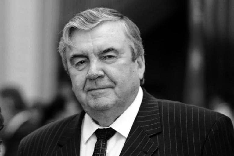 Funeraliile primului preşedinte al Republicii Moldova, organizate la Chișinău