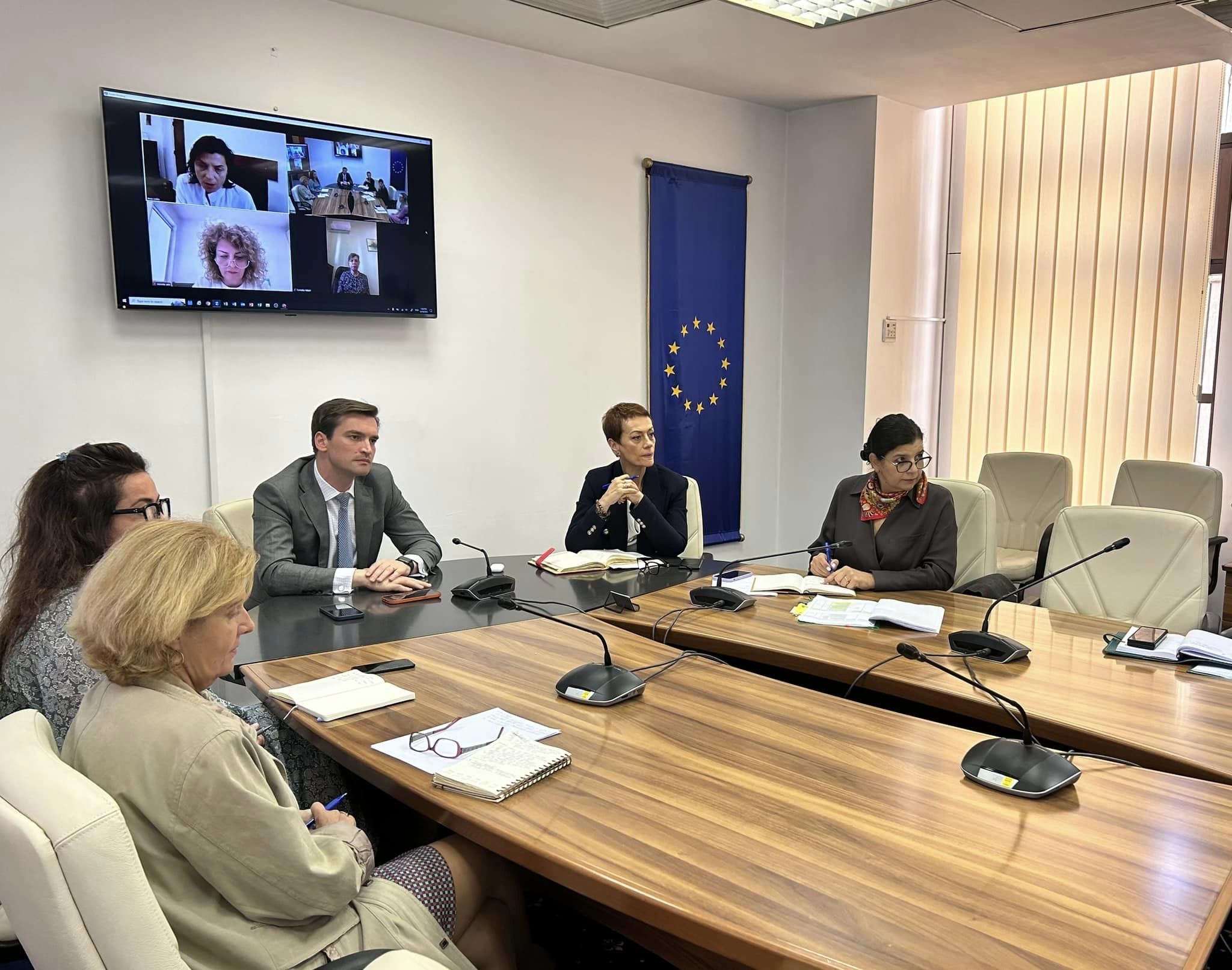 Task Force pentru combaterea cancerului în România la Casa Națională de Asigurări de Sănătate (CNAS) Task Force pentru combaterea cancerului în România la Casa Națională de Asigurări de Sănătate (CNAS)