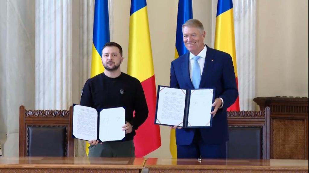 Declarație comună semnată la București de Zelenski și Klaus Iohannis: „Ne concentrăm pentru a ajuta Ucraina să câștige războiul”
