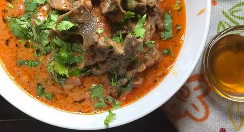 Mâncare De Burtă Cu Miere și Lapte Bătut – O Reţetă Kenyană Mâncare De Burtă Cu Miere și Lapte Bătut – O Reţetă Kenyană