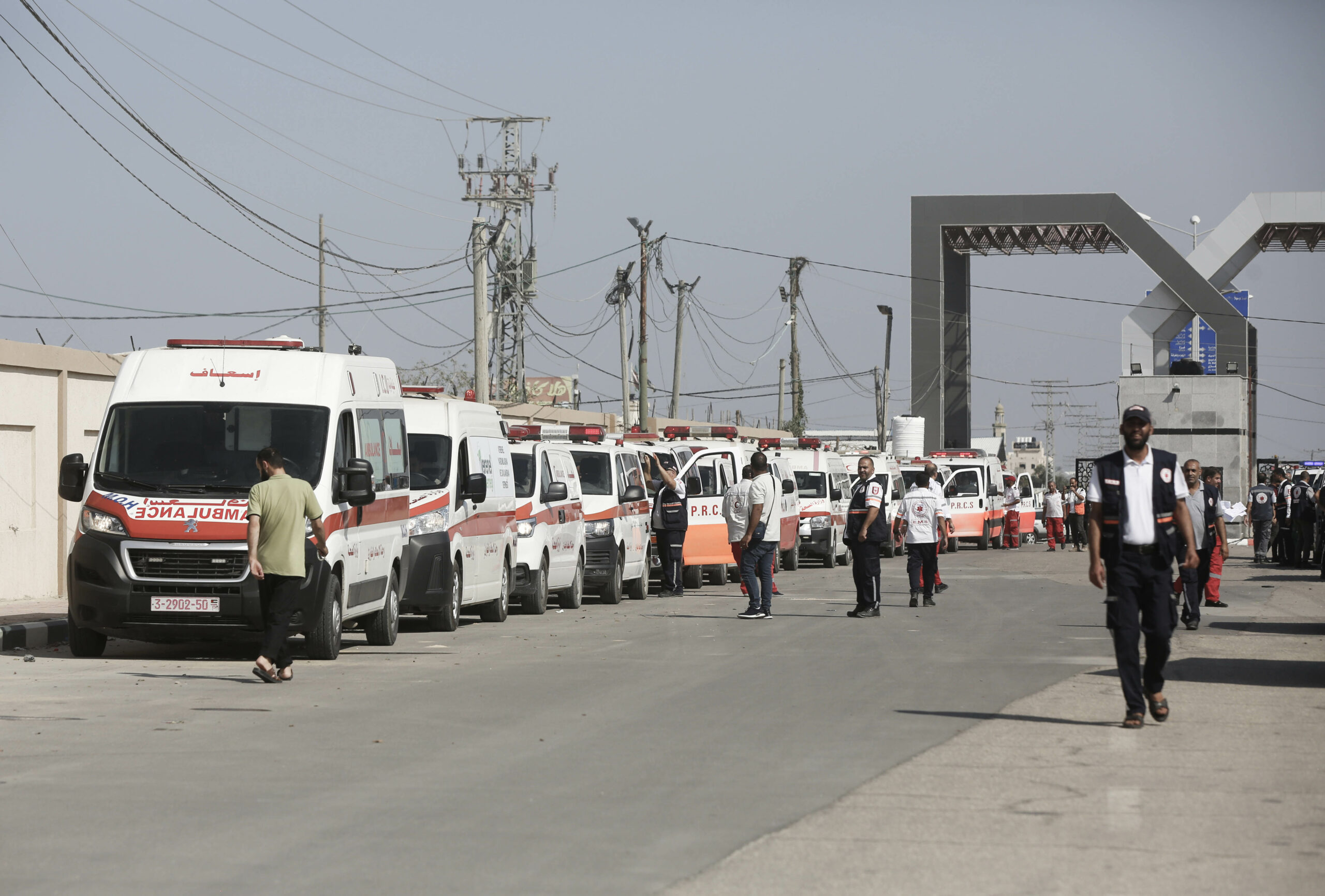 ȘASE PERSOANE cu dublă cetățenie, israeliană și română, sunt ținute ostatice în Gaza / Niciun român nu a ieșit din Gaza vineri ȘASE PERSOANE cu dublă cetățenie, israeliană și română, sunt ținute ostatice în Gaza / Niciun român nu a ieșit din Gaza vineri