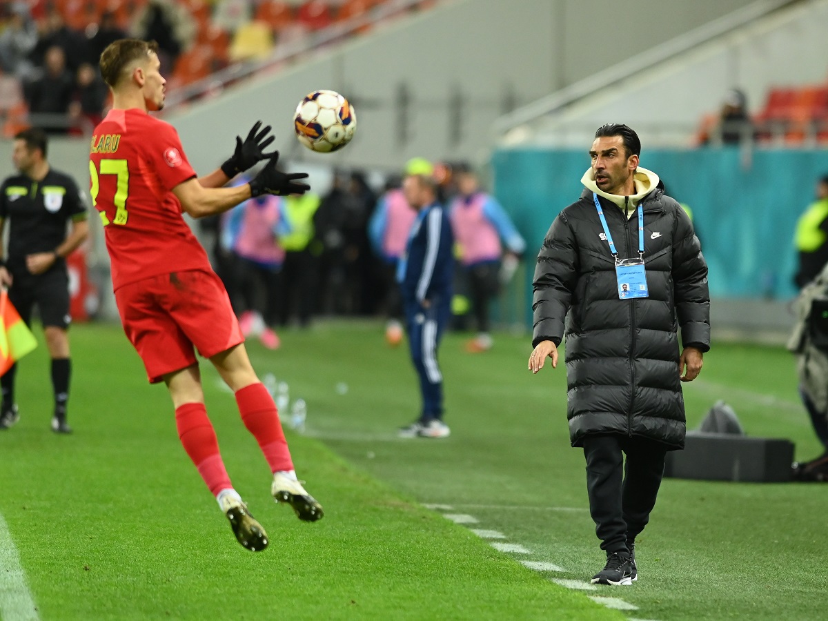 L-a scos Gigi Becali din echipă la pauză? Cum explică Elias Charalambous