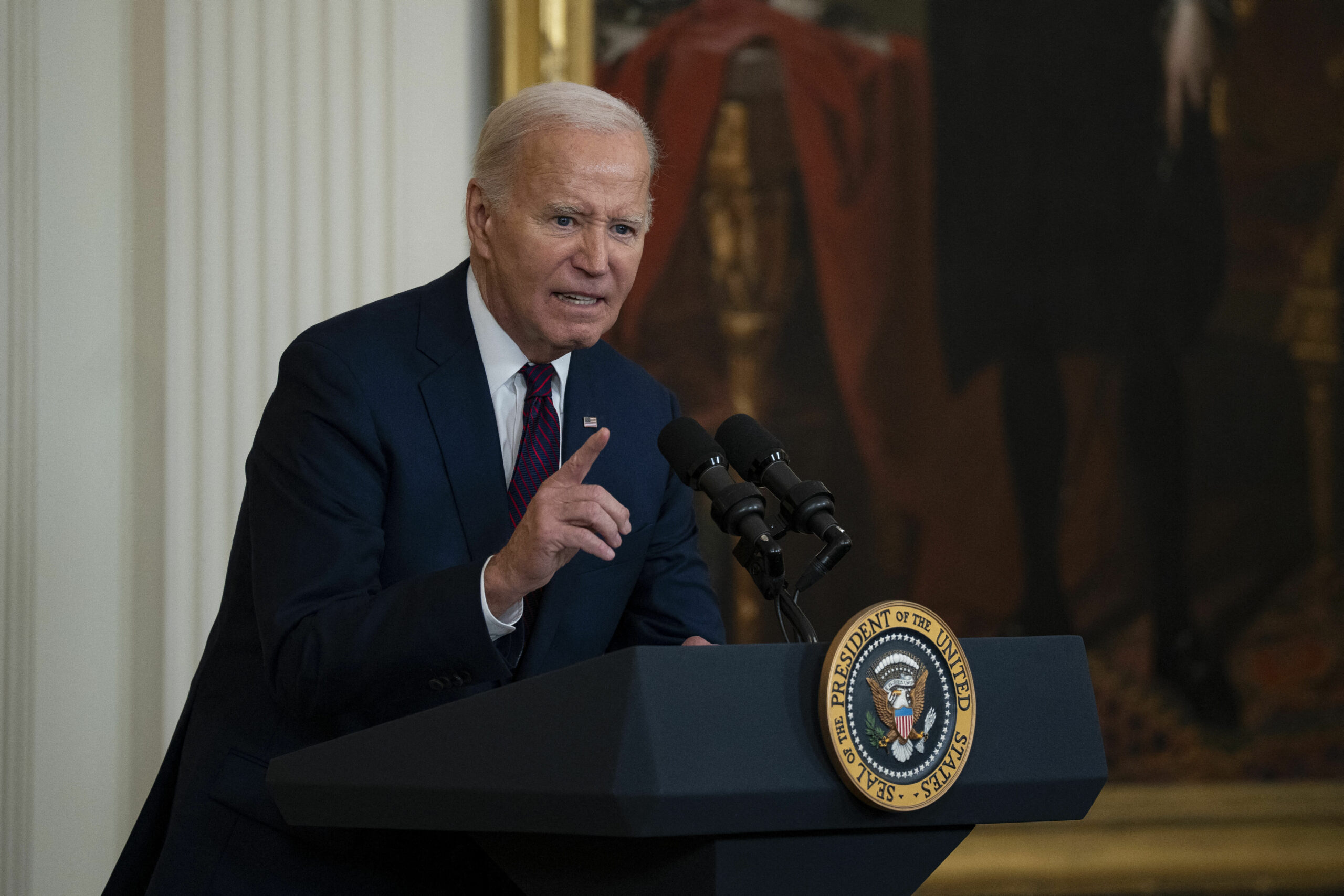 Președintele lui Joe Biden este Donald TRUMP / Biden îl numește pe rivalul său „președinte în exercițiu”