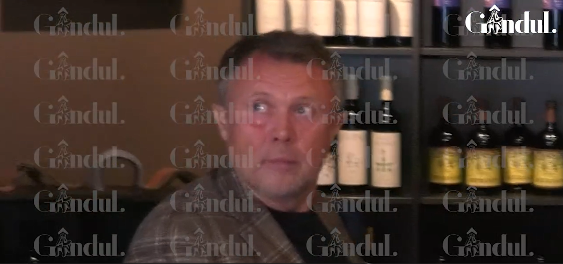 REACȚIA fabuloasă a lui Dan Ostahie când a fost surprins la masă cu Nicolae Ciucă și Remus Borza