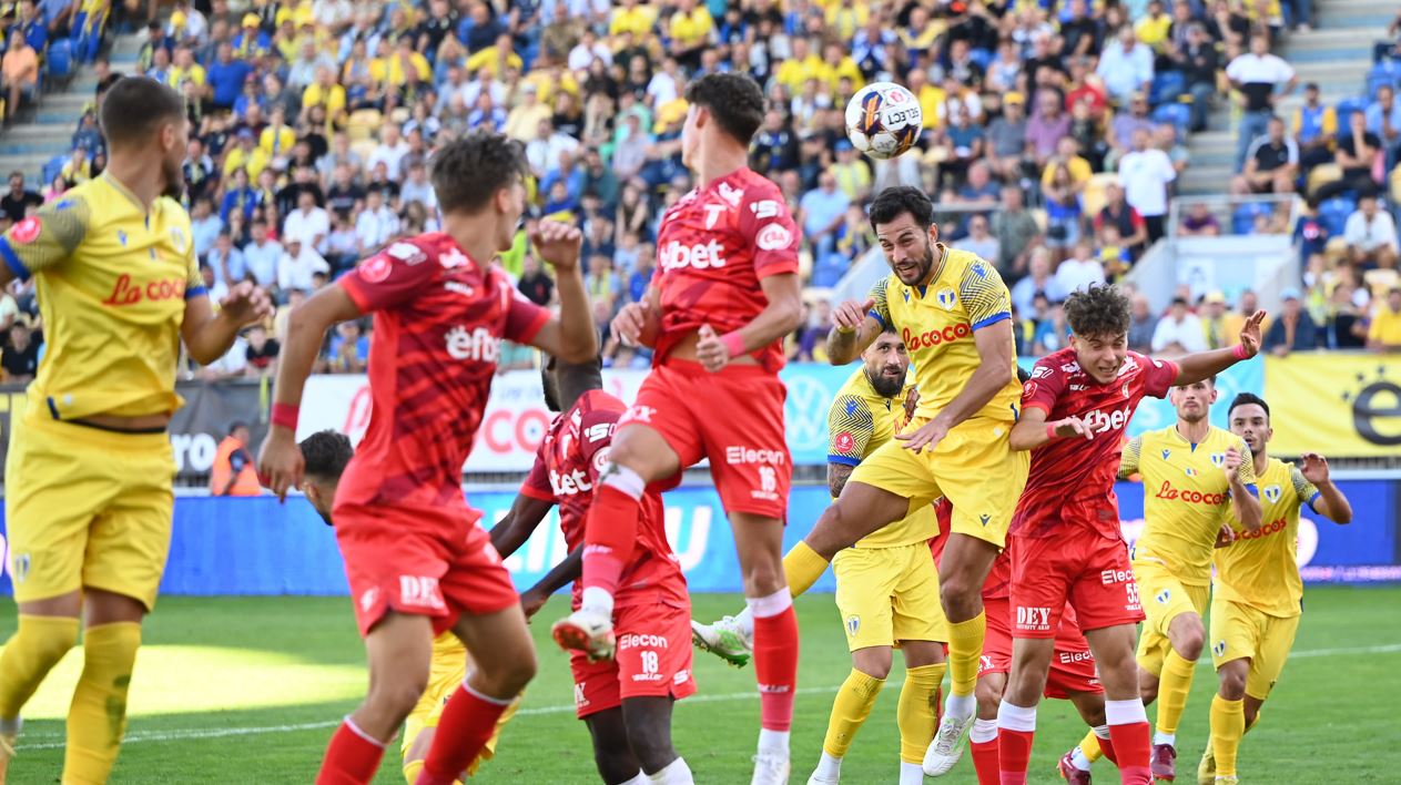 UTA Arad – Petrolul Ploiești Live Video Online în etapa 27 din Superliga