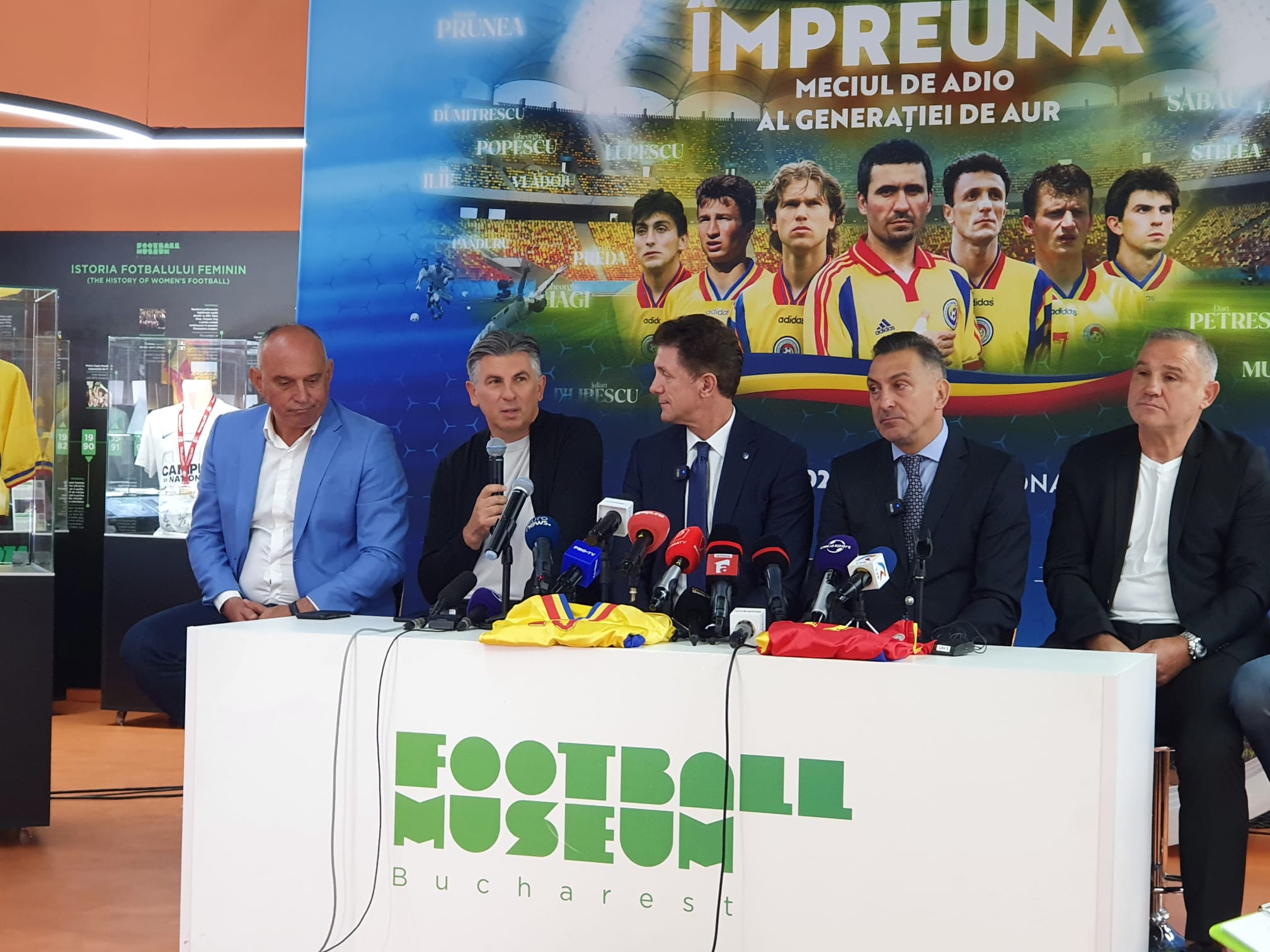 Gică Popescu vrea să pună monopol pe Generația de Aur România ’94! Ce decizie a luat fostul internațional Gică Popescu vrea să pună monopol pe Generația de Aur România ’94! Ce decizie a luat fostul internațional