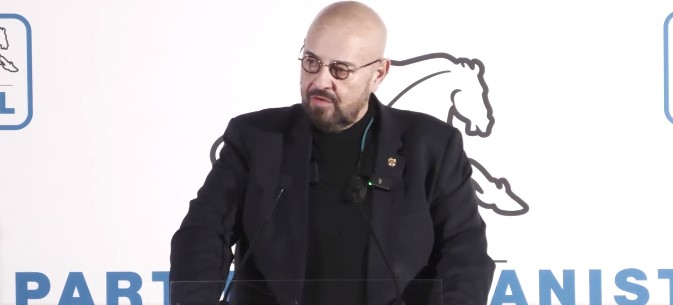 “Dacă nu puteți voi, POT EU!”