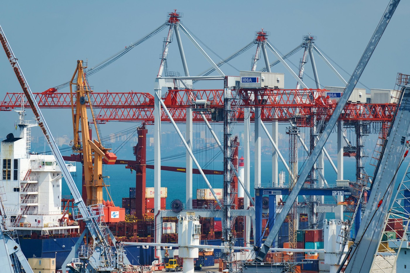 Franța vrea avansarea proiectului ”Canalului Suez al secolului 21”, un CORIDOR între India și Europa