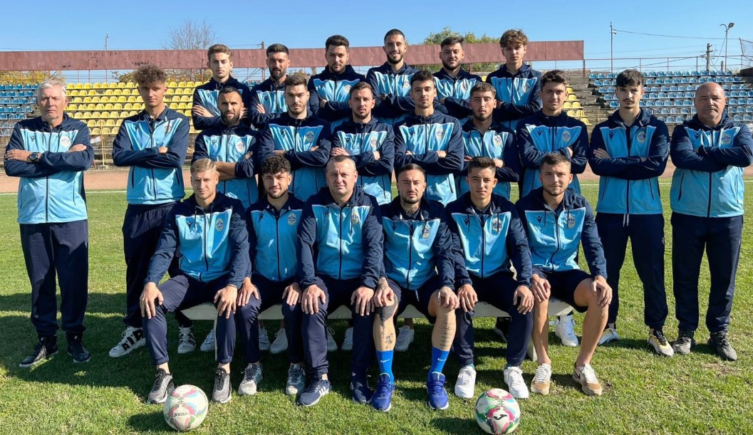 Un fotbalist care a activat acum trei ani în Superliga, suspendat 9 luni pentru pariuri