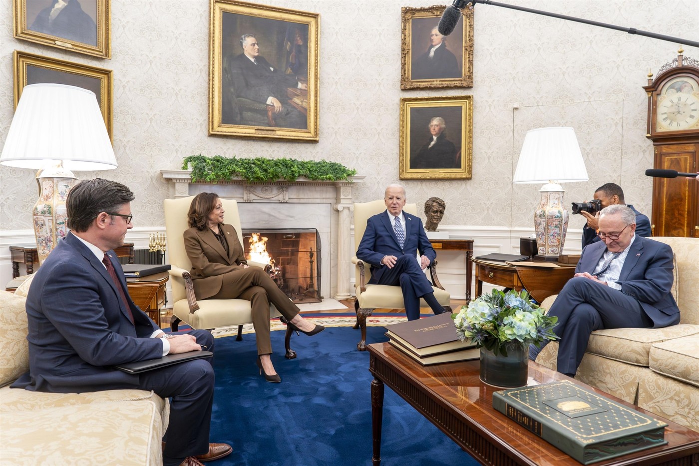 Camera Reprezentanților din SUA adoptă finanțare pe termen scurt pentru evitarea BLOCAJULUI instituțional