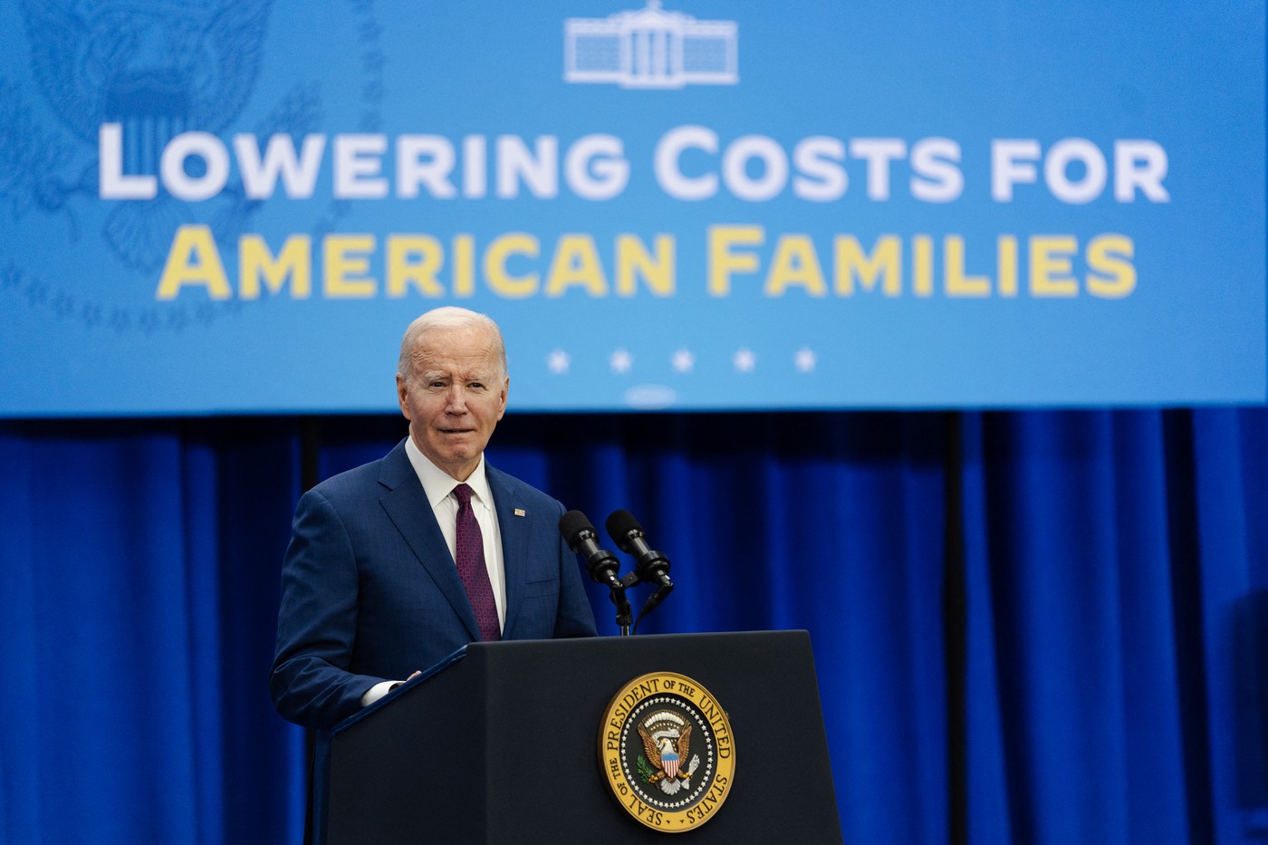 Joe Biden vrea diminuarea costurilor pentru familiile americane și ”taxarea corectă” a marilor corporații