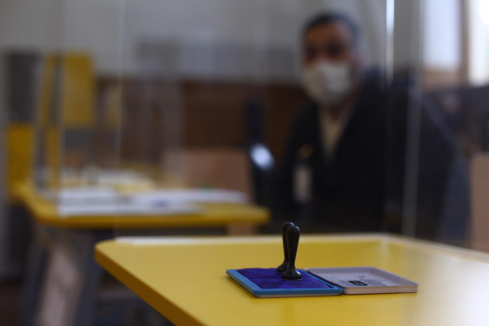 SURSE. Datele alegerilor prezidențiale, locale și parlamentare au fost stabilite în ședința PNL SURSE. Datele alegerilor prezidențiale, locale și parlamentare au fost stabilite în ședința PNL
