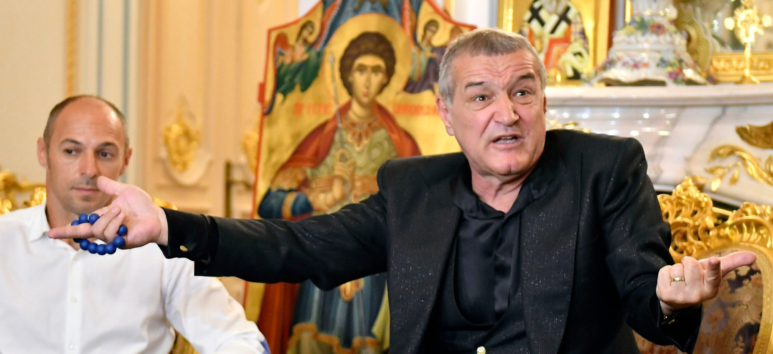 Odată ce ai lucrat cu Gigi Becali, ai apucăturile lui Odată ce ai lucrat cu Gigi Becali, ai apucăturile lui