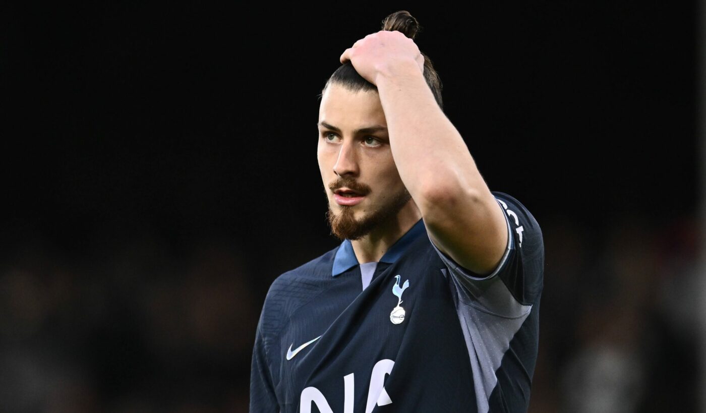 Uite așa se închid ușile pentru Radu Drăgușin la Tottenham!