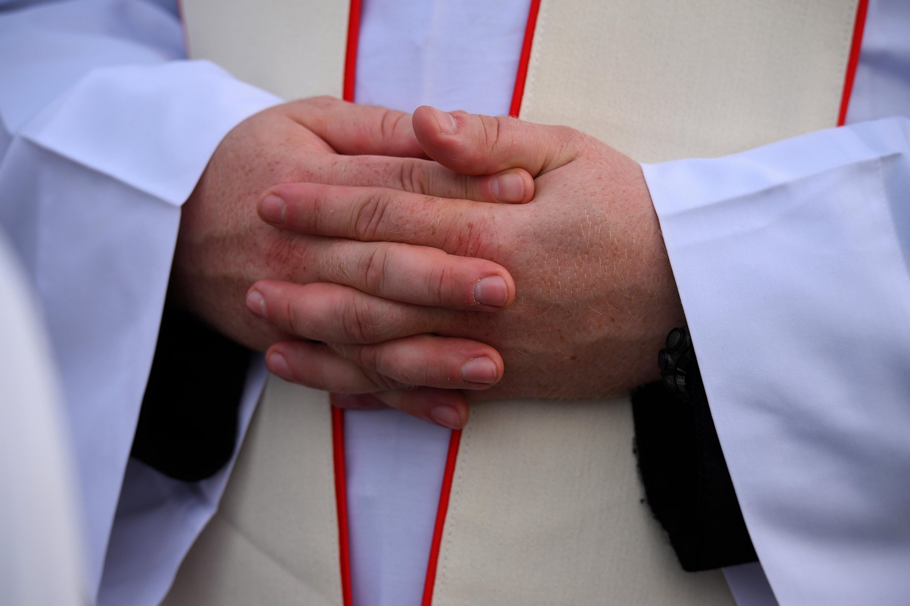 Un preot polonez a fost CONDAMNAT la închisoare, pentru infracțiuni sexuale și furnizare de droguri, după ce un bărbat a leșinat la o orgie în parohie Un preot polonez a fost CONDAMNAT la închisoare, pentru infracțiuni sexuale și furnizare de droguri, după ce un bărbat a leșinat la o orgie în parohie