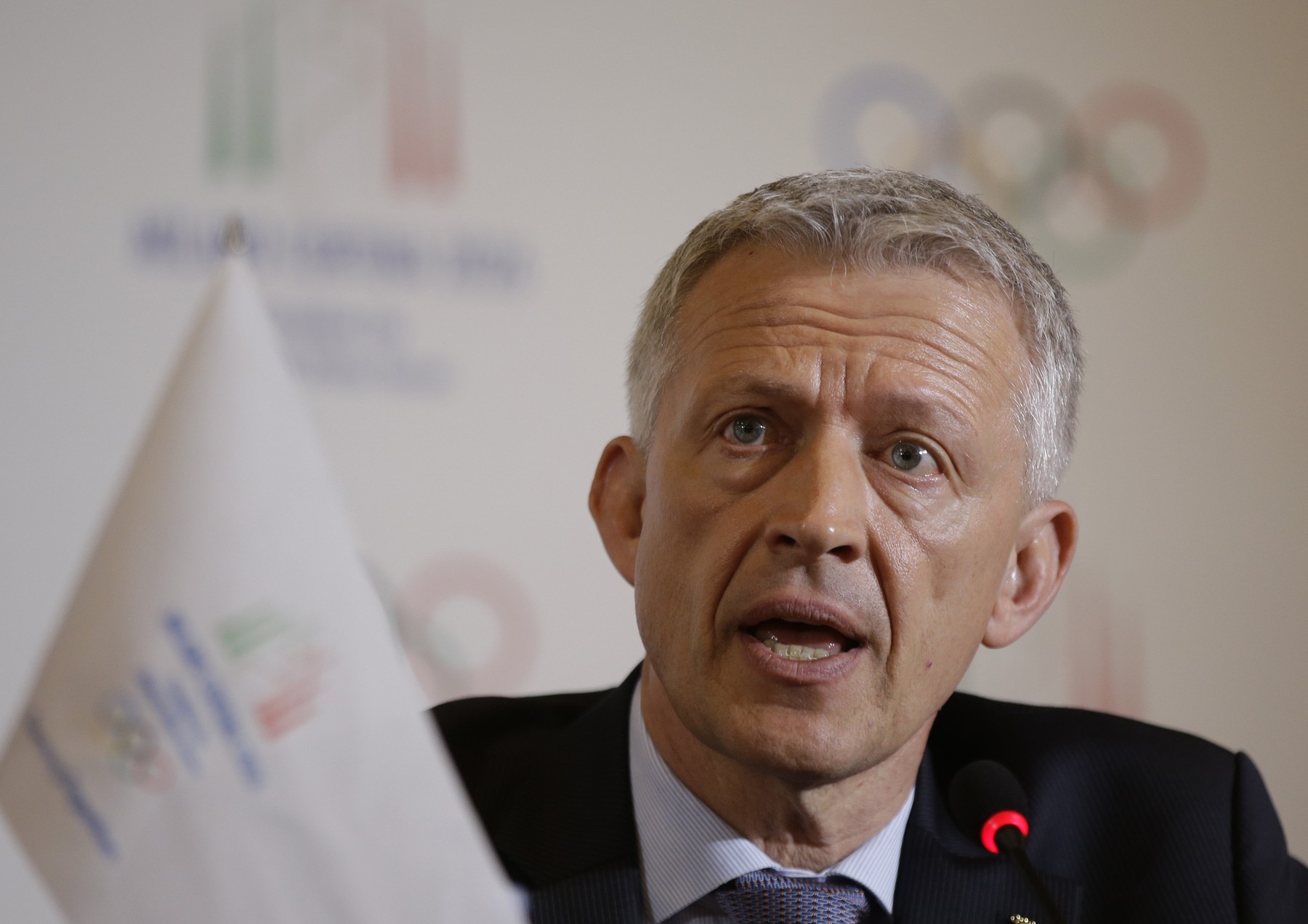 Octavian Morariu, atac la David Popovici, după ce înotătorul a ales să nu stea în satul olimpic alături de ceilalți sportivi români. „Suntem team România, nu Team David Popovici și alții”