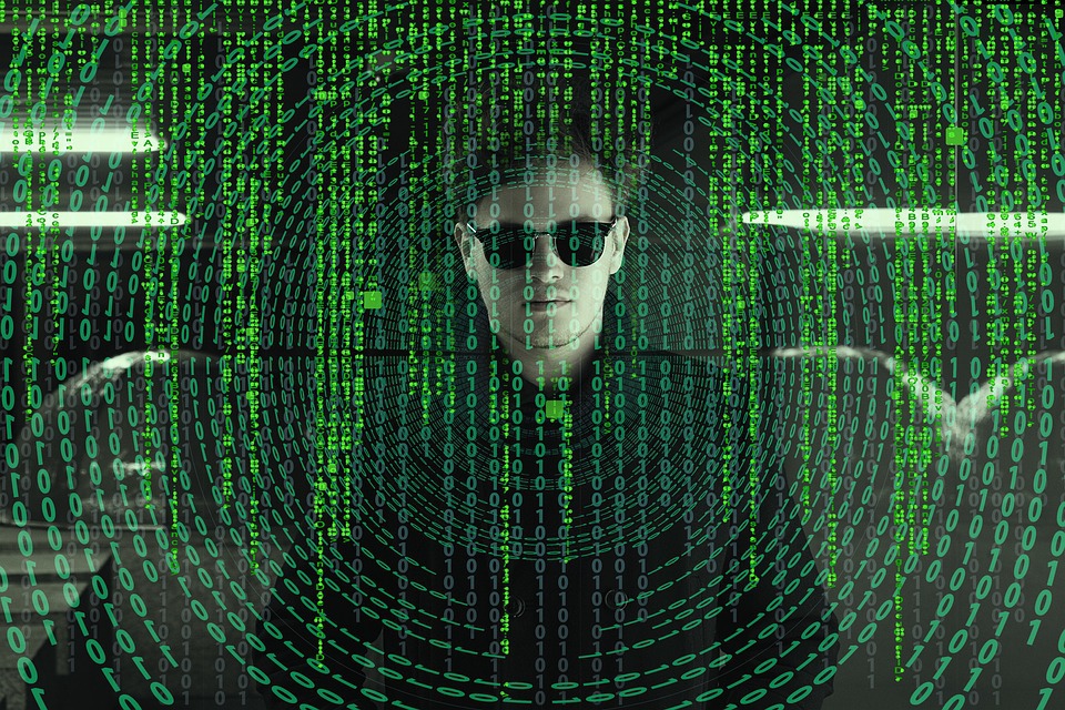 Moarte suspectă în Marea Britanie. Trupul unui fost pușcas marin, acuzat de spionaj pentru China, găsit într-un parc
