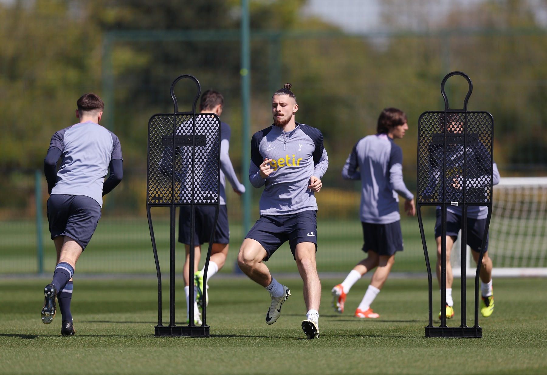 Paradoxul Radu Drăgușin după Chelsea