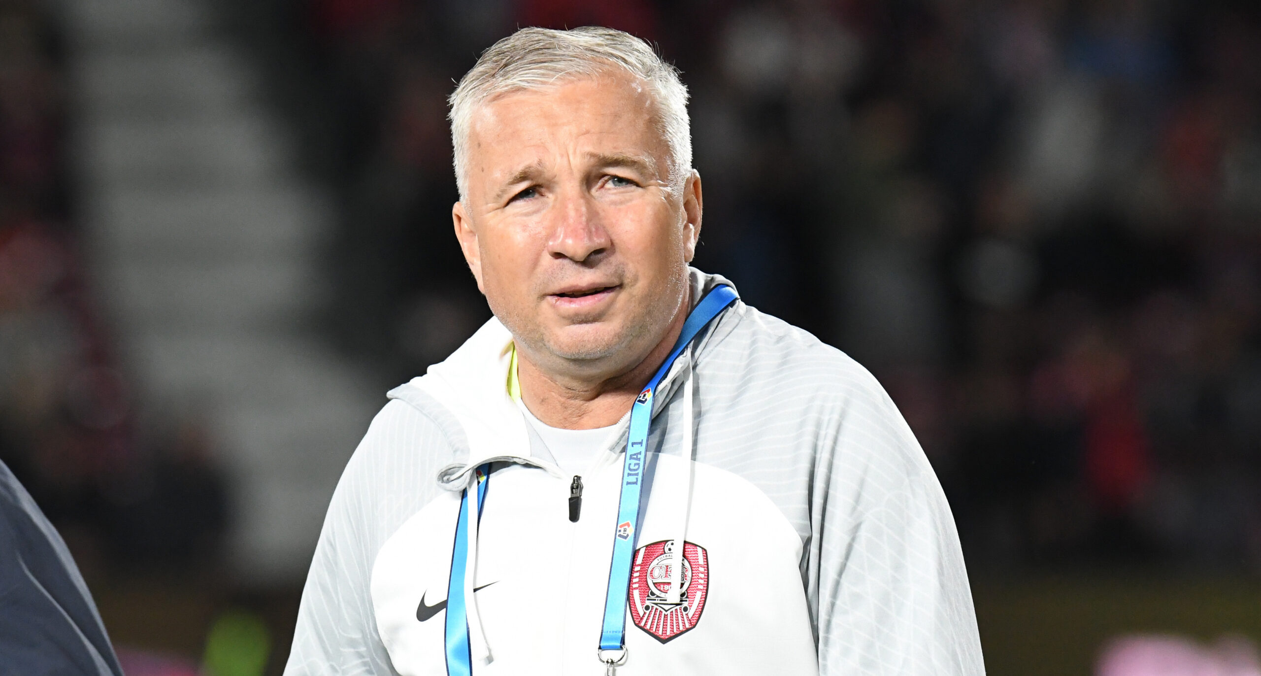 Primul fotbalist de top pe care îl pierde Dan Petrescu! Antrenorul a anunțat despărțirea de titular Primul fotbalist de top pe care îl pierde Dan Petrescu! Antrenorul a anunțat despărțirea de titular