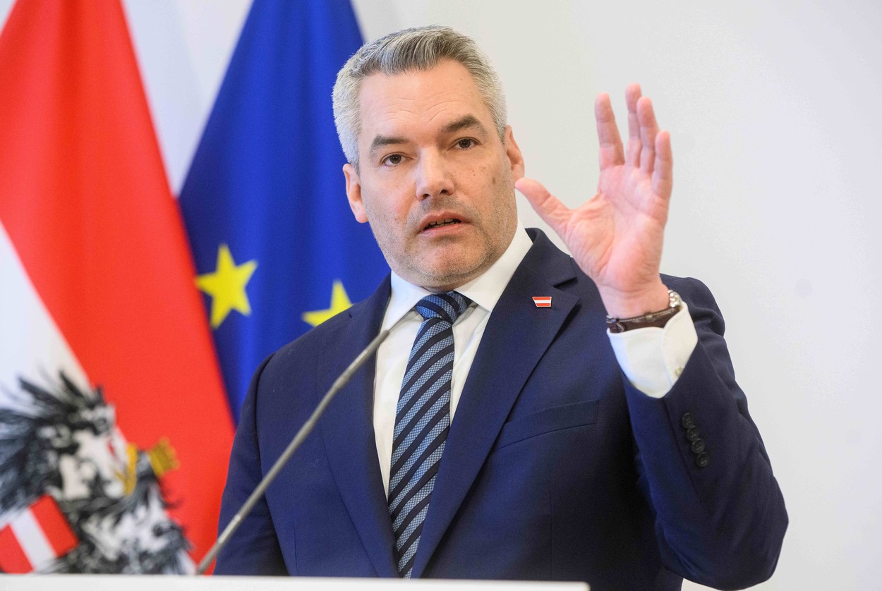 „Vom restricționa reunificarea familiilor, prin controale stricte”