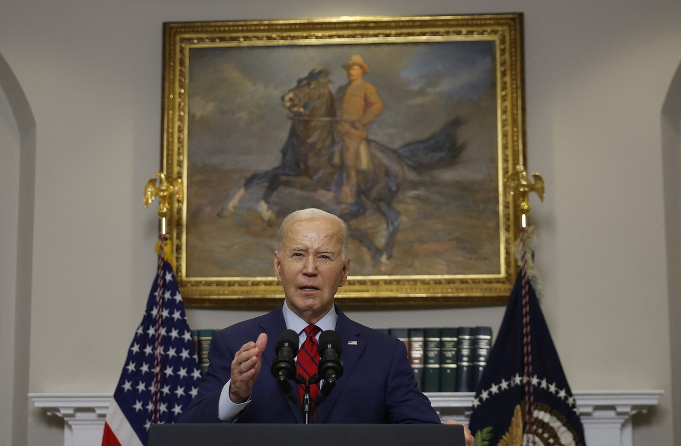 Biden susține dreptul la PROTESTE pașnice, avertizând că nu vor fi tolerate violențele în campusurile universitare /”Nu suntem țară fără legi”