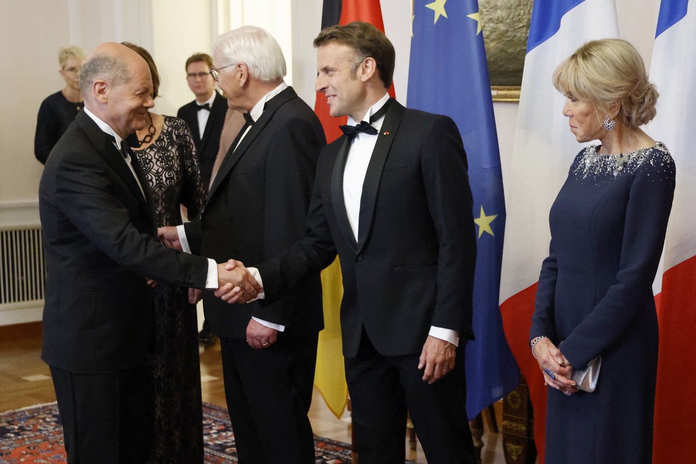 Macron și Scholz avertizează asupra provocărilor GEOPOLITICE și cer consolidarea suveranității și competitivității UE Macron și Scholz avertizează asupra provocărilor GEOPOLITICE și cer consolidarea suveranității și competitivității UE