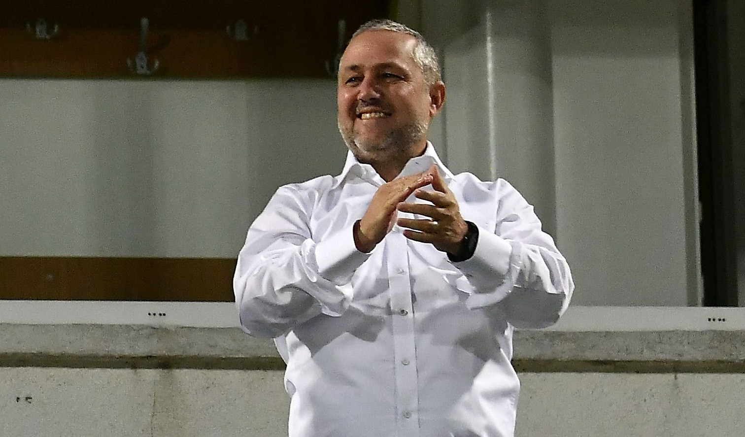 Moment fabulos la Koln: ce a pățit Mihai Rotaru în timp ce acorda un interviu, după România Moment fabulos la Koln: ce a pățit Mihai Rotaru în timp ce acorda un interviu, după România