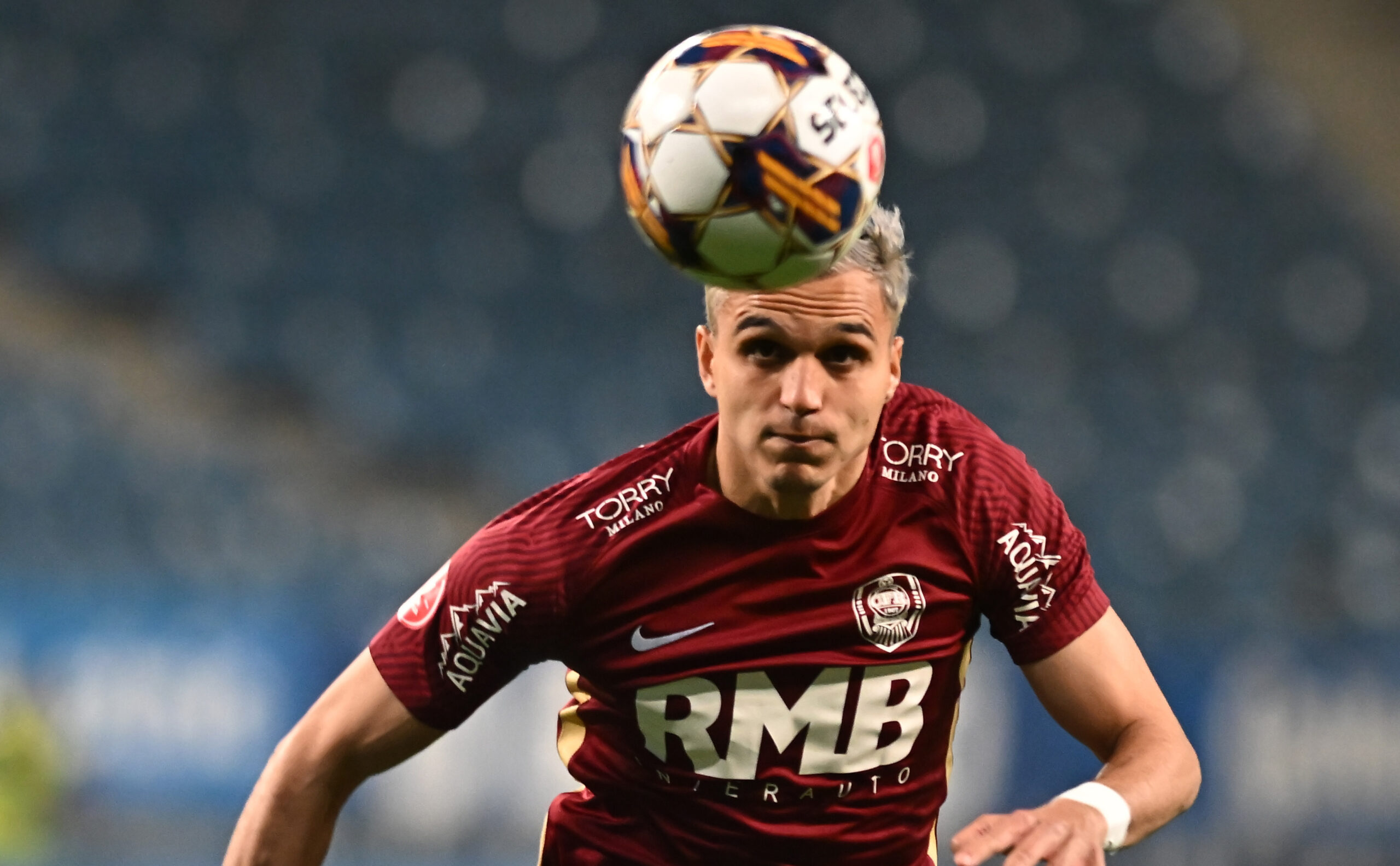 Transformare de look incredibilă a lui Cristi Manea, după ce a plecat de la CFR Cluj! Prima reacție a fotbalistului care a rămas liber de contract și a stârnit mânia lui Nelu Varga