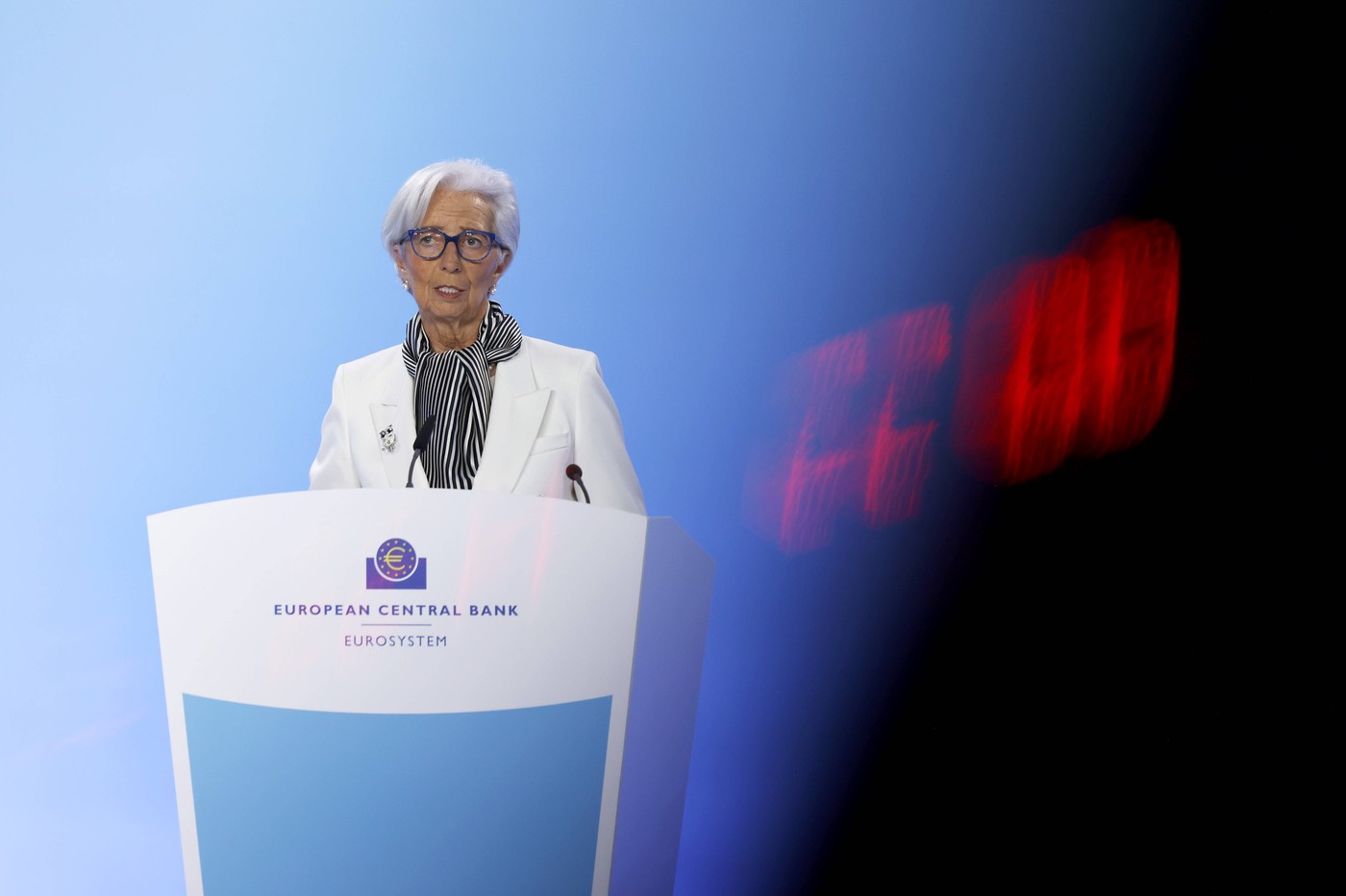 BCE va menține abordarea RESTRICTIVĂ privind politica monetară, în contextul persistenței presiunilor inflaționiste /„Totul este în funcție de date”
