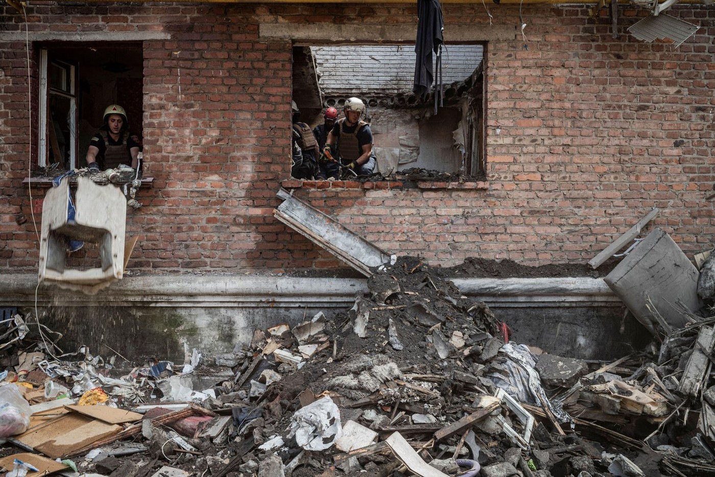 Război în Ucraina, ziua 833. Rusia continuă să atace estul Ucrainei. Occidentul caută noi soluții pentru a ajuta Kievul