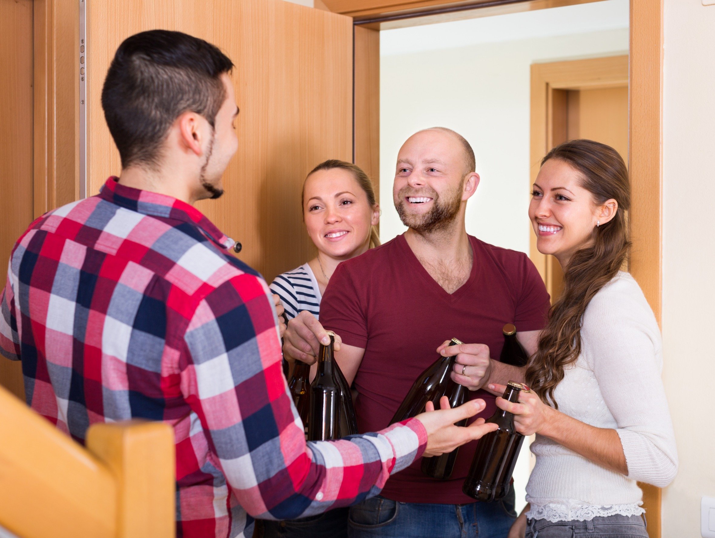 Ce Să Nu Faci Când Mergi în Vizită La Cineva – Reguli De Bună Purtare Ce Să Nu Faci Când Mergi în Vizită La Cineva – Reguli De Bună Purtare