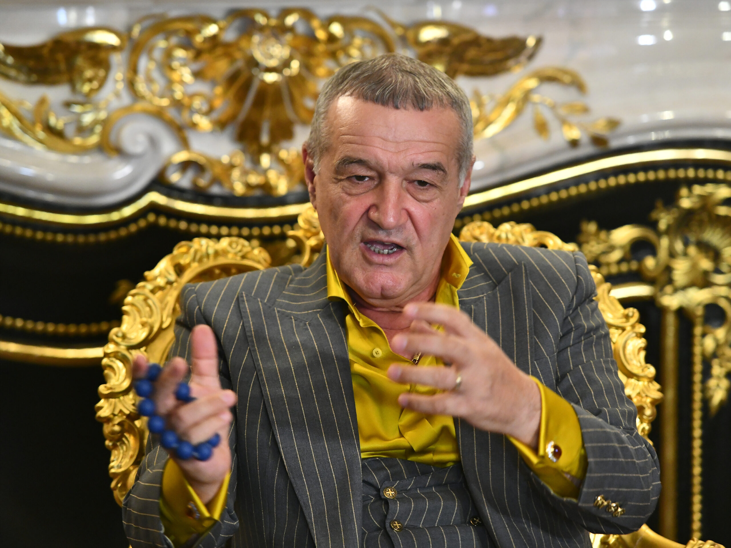 Ce țeapă şi-a luat Gigi Becali cu milioanele de euro virtuale, înainte de FCSB