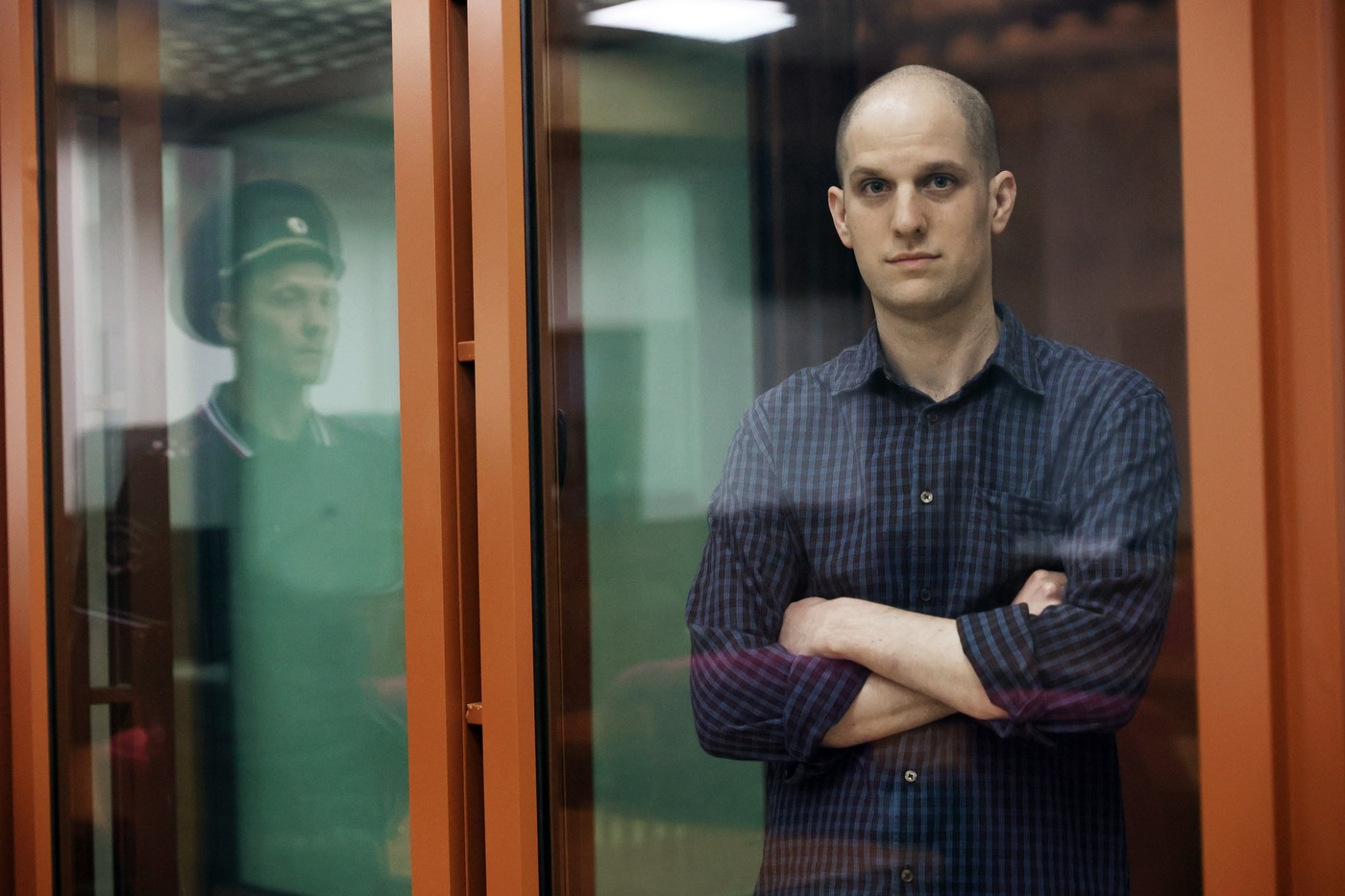 Ziua cea mai lungă. A fost REPROGRAMAT procesul lui Evan Gershkovich, jurnalistul Wall Street Journal arestat în Rusia și acuzat de spionaj