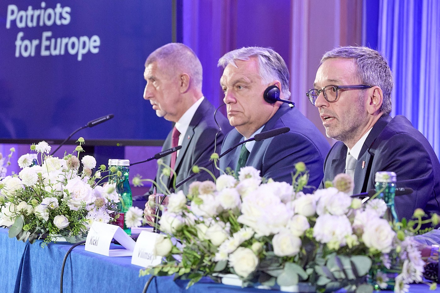 Fidesz nu rămâne neafiliat în Parlamentul European