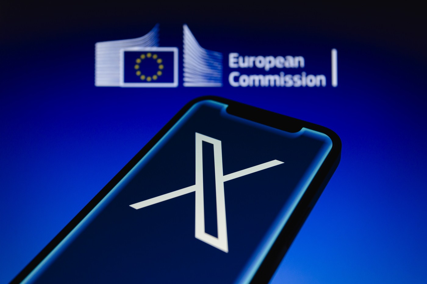 UE a stabilit că PLATFORMA X nu poate avea responsabilități în virtutea Legii Piețelor Digitale /Comisia Europeană va monitoriza „evoluțiile”