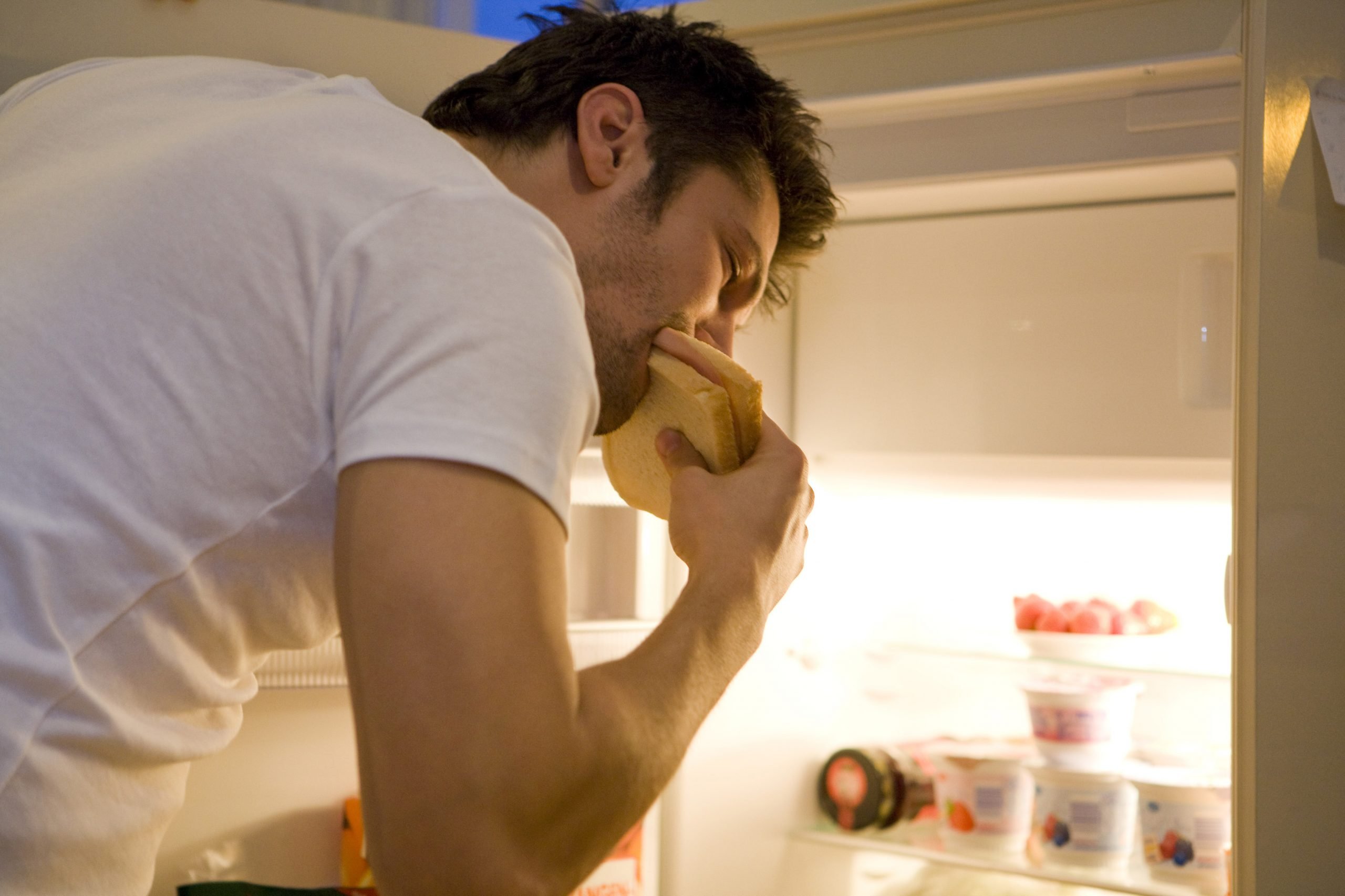 Alimente Care Nu Ar Trebui Consumate Niciodată între Orele 21.00 și 23.00. Sfaturile Nutriționiștilor