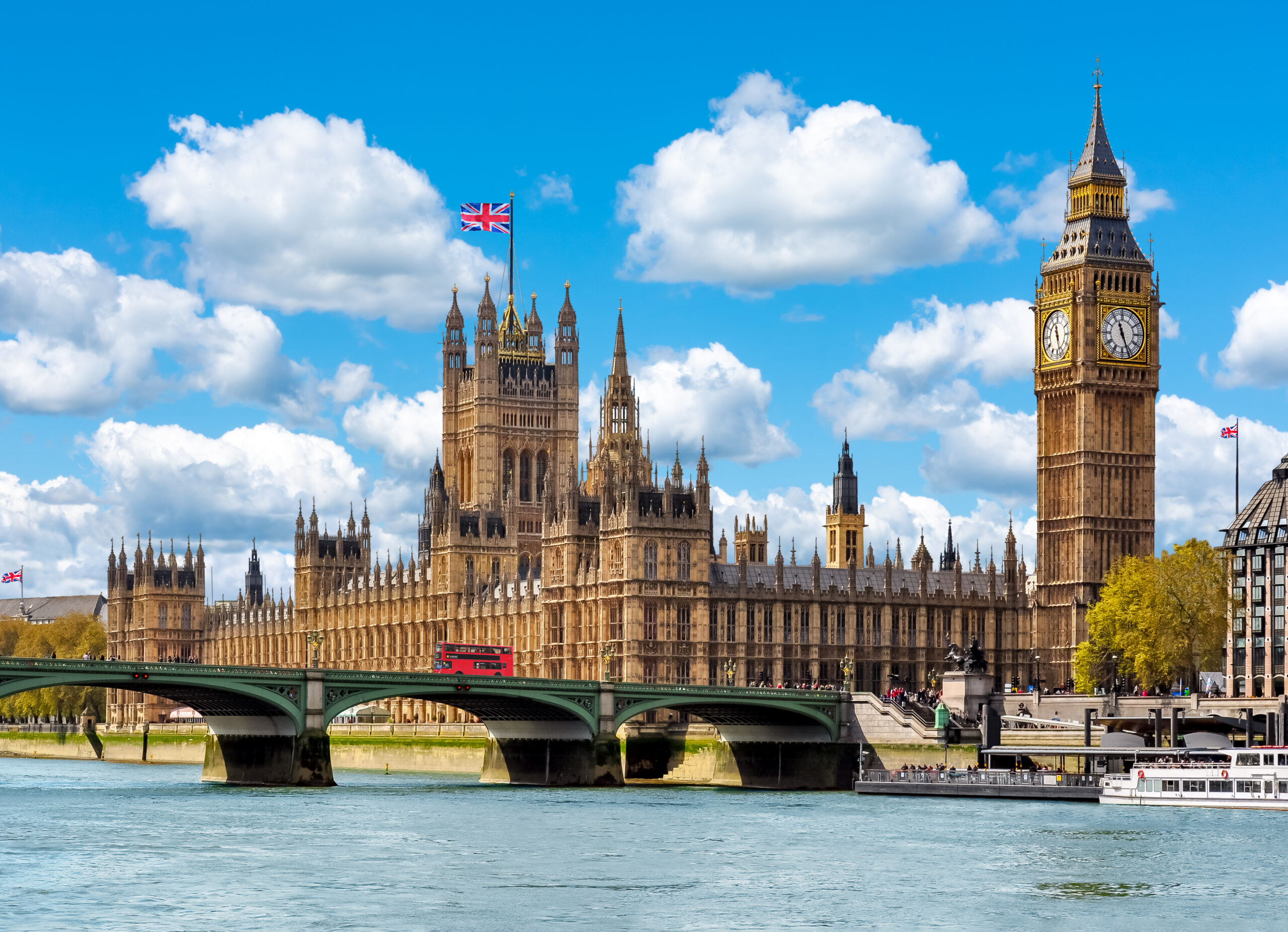 Alertă în Marea Britanie. Mai mulți diplomați ruși ar fi avut acces în zone restricționate ale Parlamentului de la Londra Alertă în Marea Britanie. Mai mulți diplomați ruși ar fi avut acces în zone restricționate ale Parlamentului de la Londra