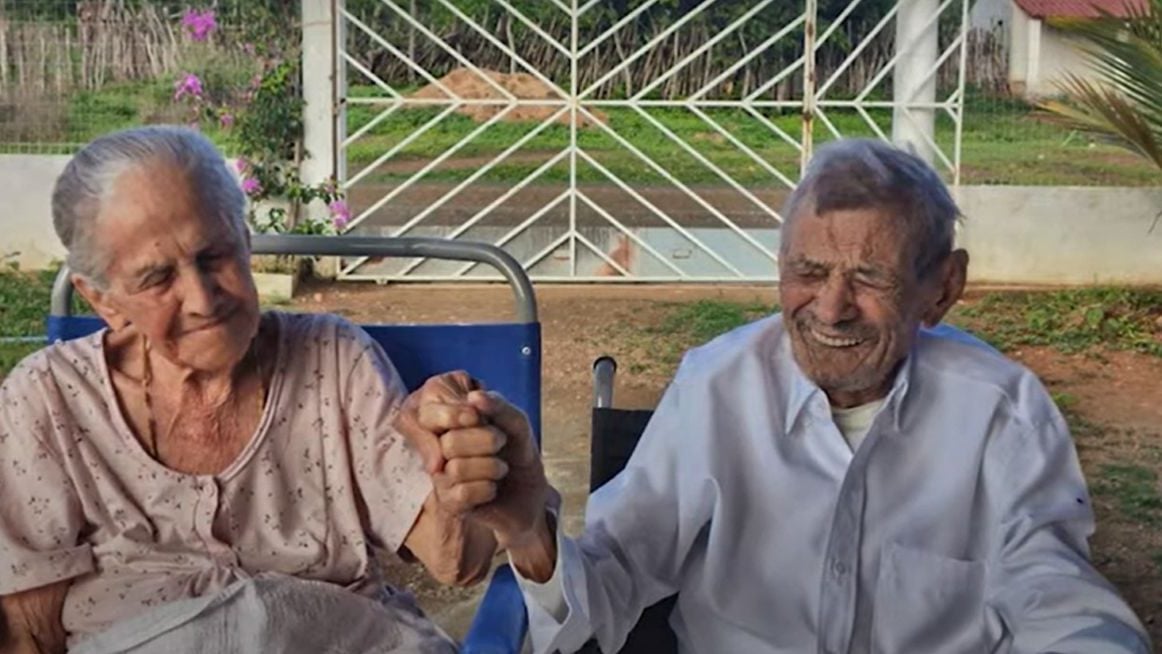 De câți ani este căsătorit cel mai longeviv cuplu din lume