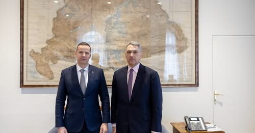 János Lázár, ministrul ungar al transporturilor a postat pe Facebook, o hartă a ”Ungariei Mari”. Reacția MAE