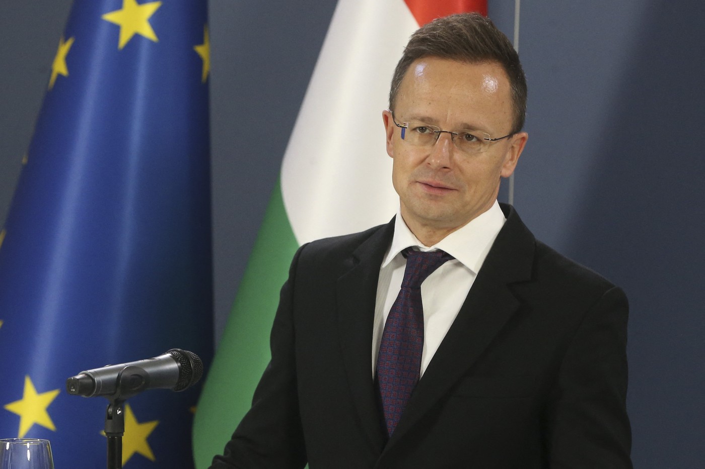 Ministrul ungar de Externe avertizează că întâlnirea de la Paris previne PACEA din Ucraina