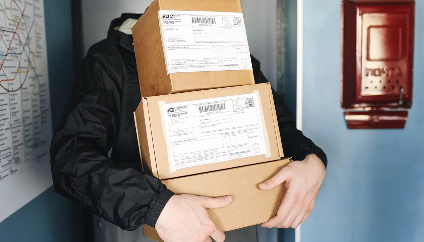 Un curier polonez a refuzat să livreze un colet de Revelion. Motivul, „Pur și simplu mi-a fost milă de…”