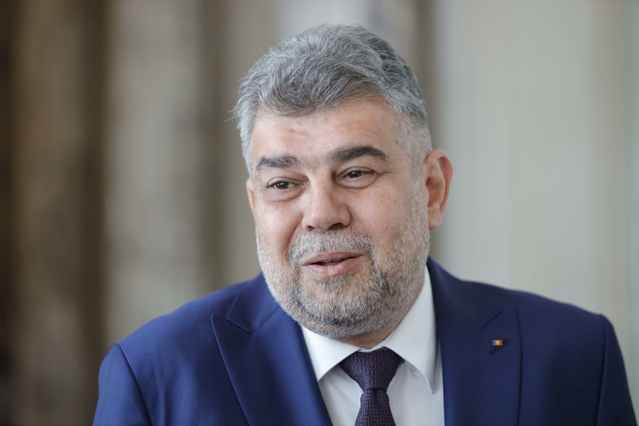„La mulți ani, în primul rând buzoienilor mei și tuturor românilor!” „La mulți ani, în primul rând buzoienilor mei și tuturor românilor!”