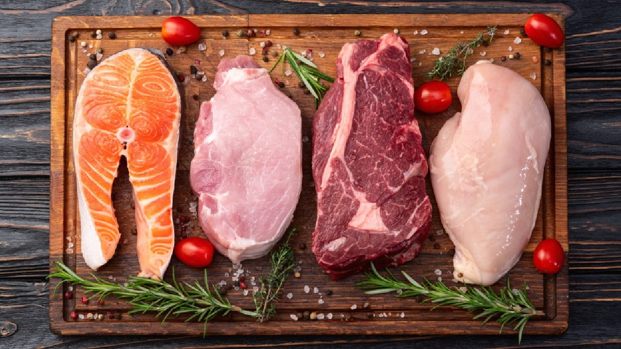 Persoanele care consumă carne au mai multe șanse să trăiască până la 100 de ani, cu o condiție Persoanele care consumă carne au mai multe șanse să trăiască până la 100 de ani, cu o condiție